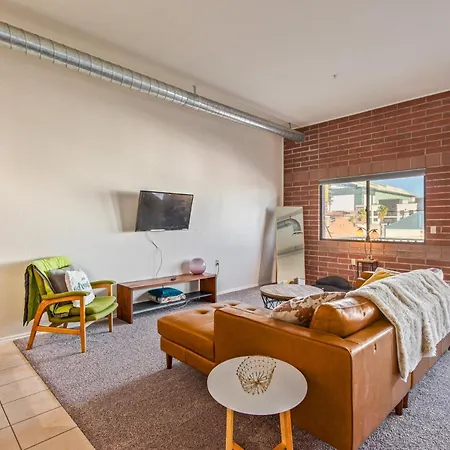 Stunning Phoenix Prime Urban Living